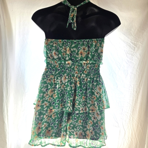 Gorgeous Green Sundress 💚 - Picture 7 of 9